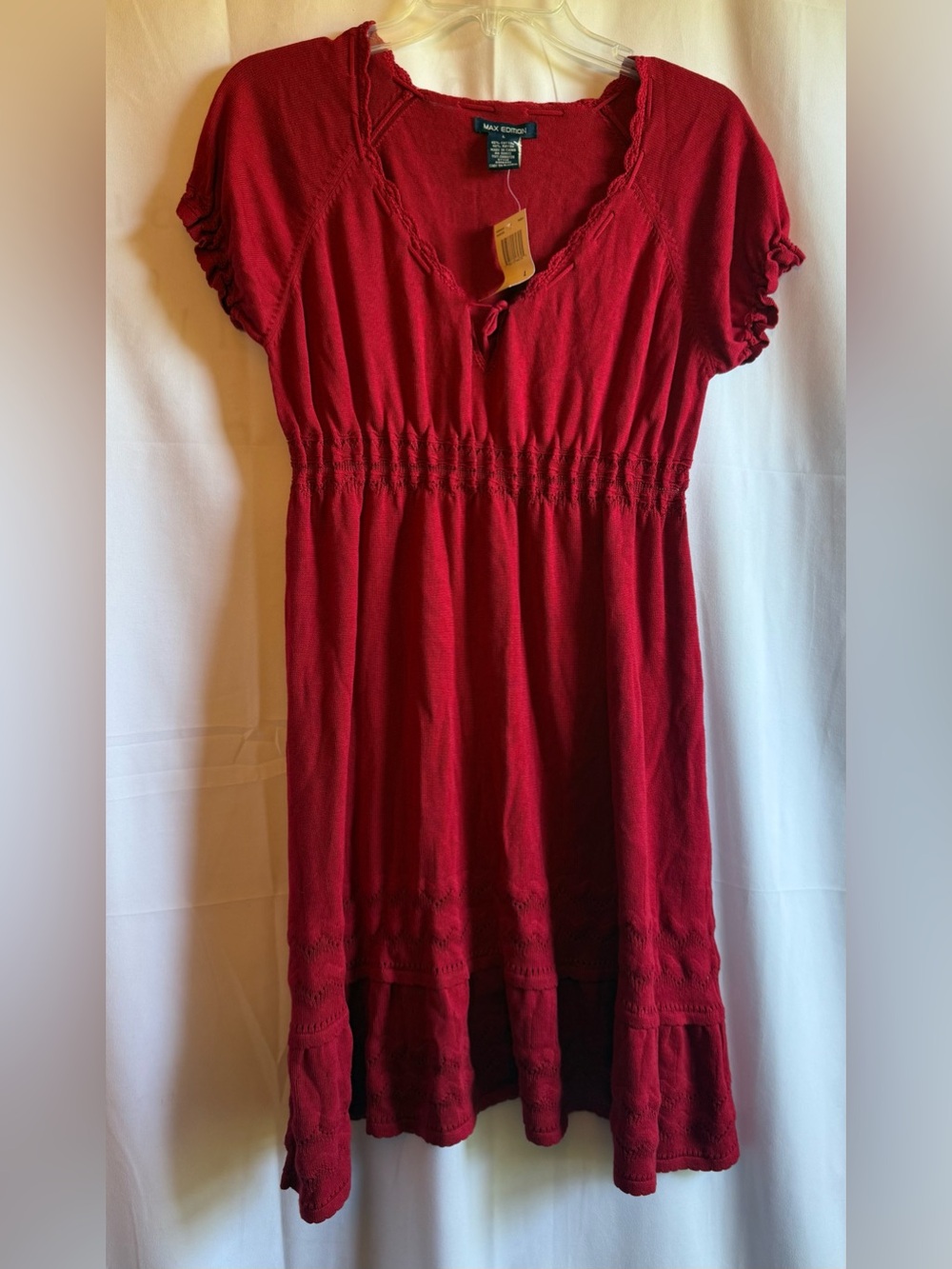 Max Edition Red Short Sleeve Smocked Waist Sweater Dress Size Large NWT